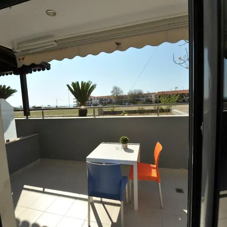 Panthea By Travelpro Services - Fourka Halkidiki Apartment *